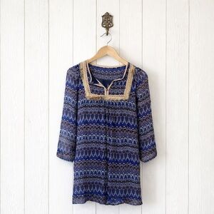 Pinkyotto Urban Outfitters long sleeve tunic fur neckline S